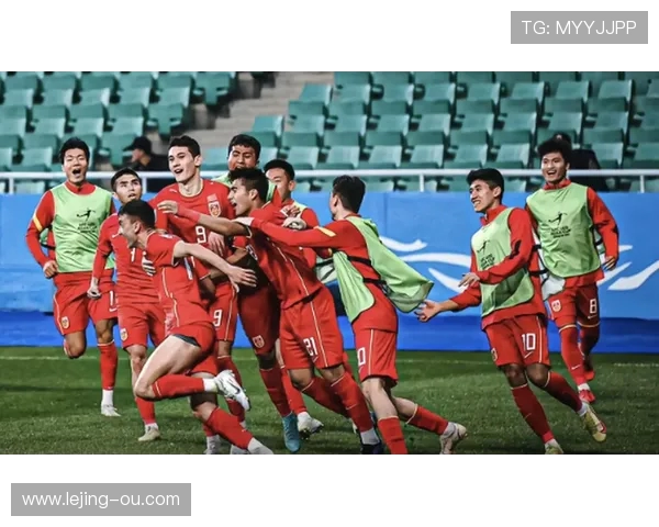 亚洲杯激战正酣：各国球队拼搏进军四强，赛事精彩纷呈